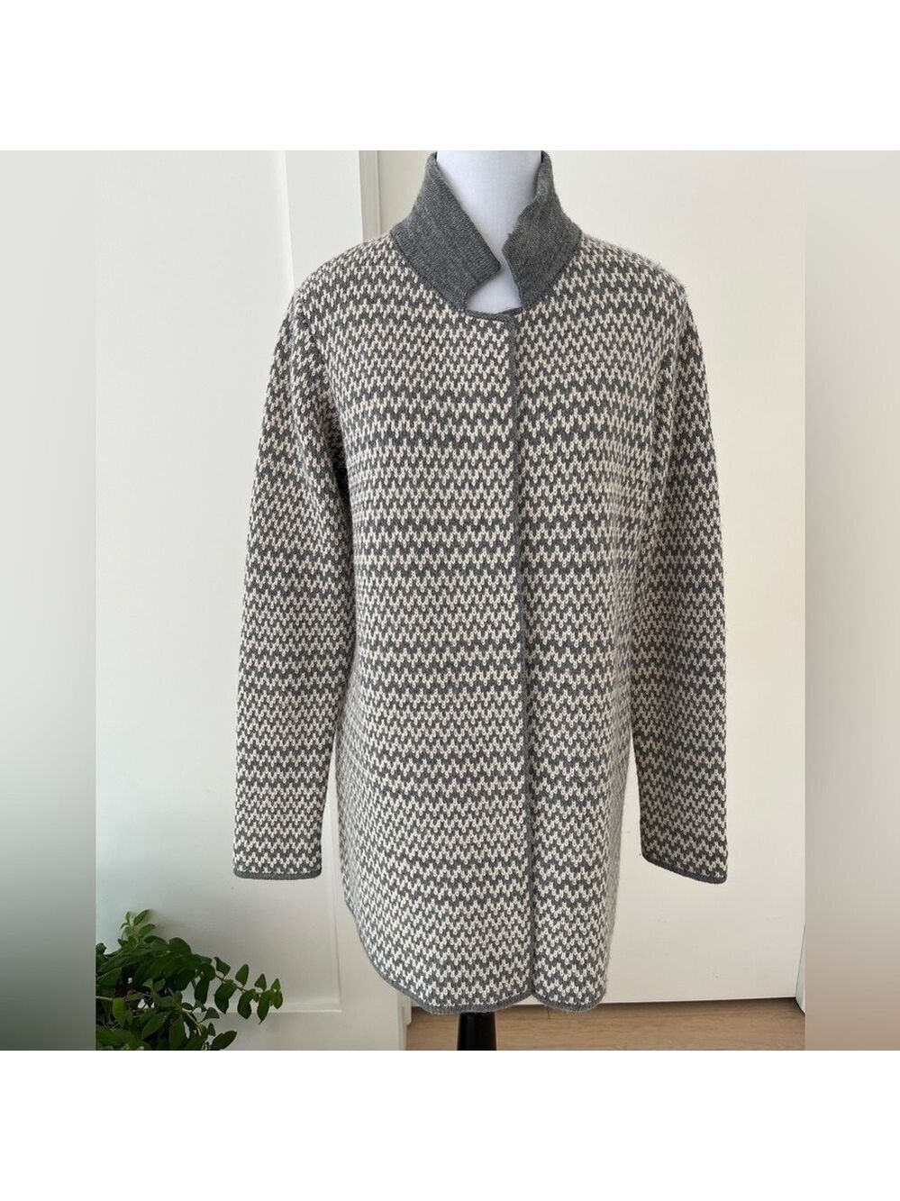 COCOGIO Zig Zag Pattern Grey Cream Neutral Open Front Cardigan Coat Made Italy